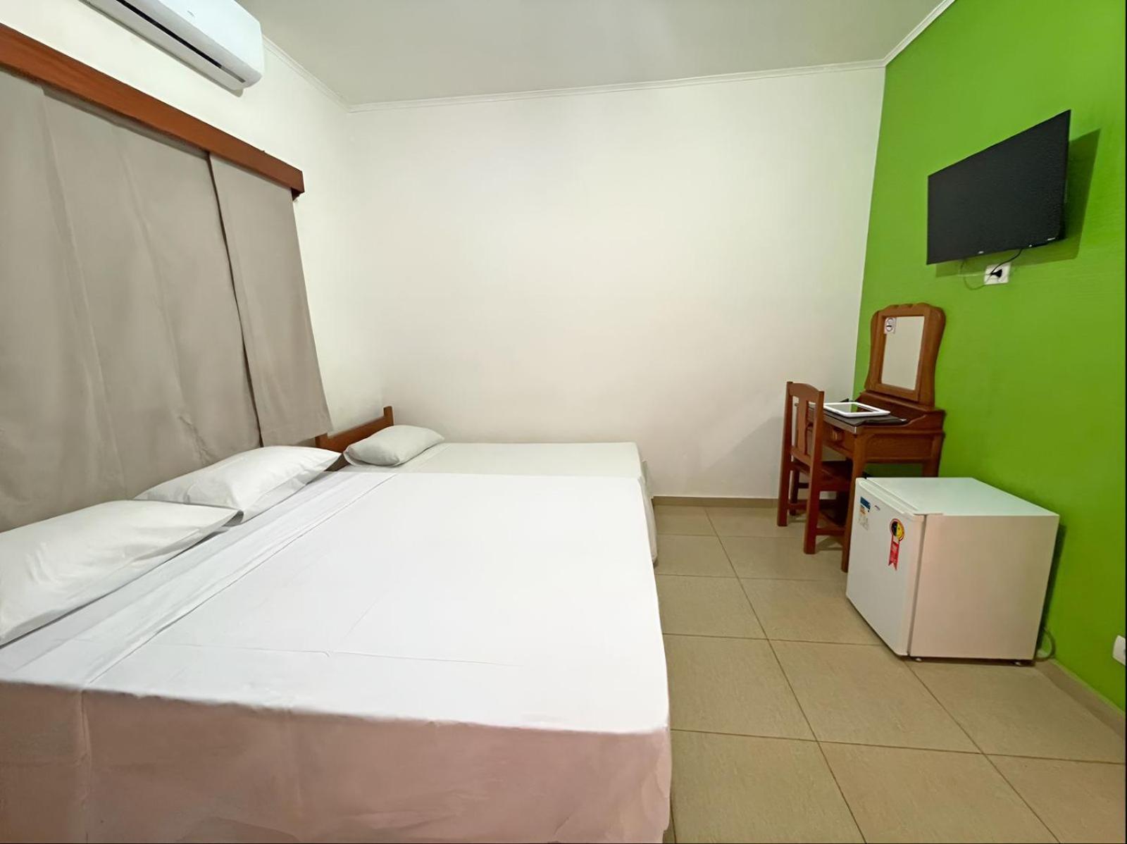 Hotel Santa Catarina Tres Lagoas Bagian luar foto